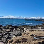 Yggdrasil Sea View Apartman *