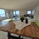 Apartman Yggdrasil Sea View *