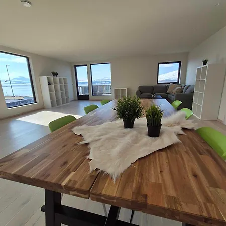 Apartment Yggdrasil Sea View *